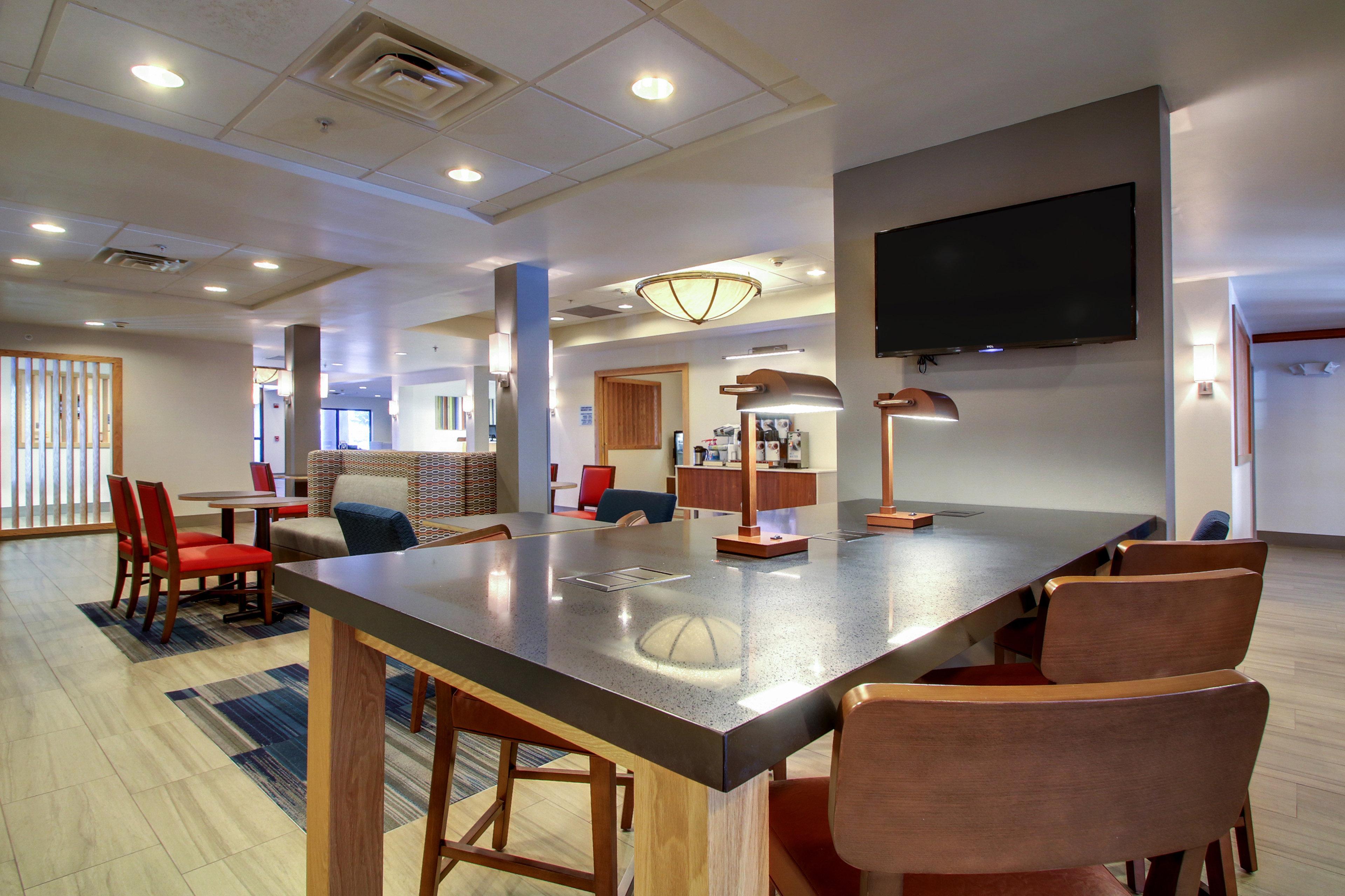 Holiday Inn Express Milwaukee N- Brown Deer/Mequon Exterior photo