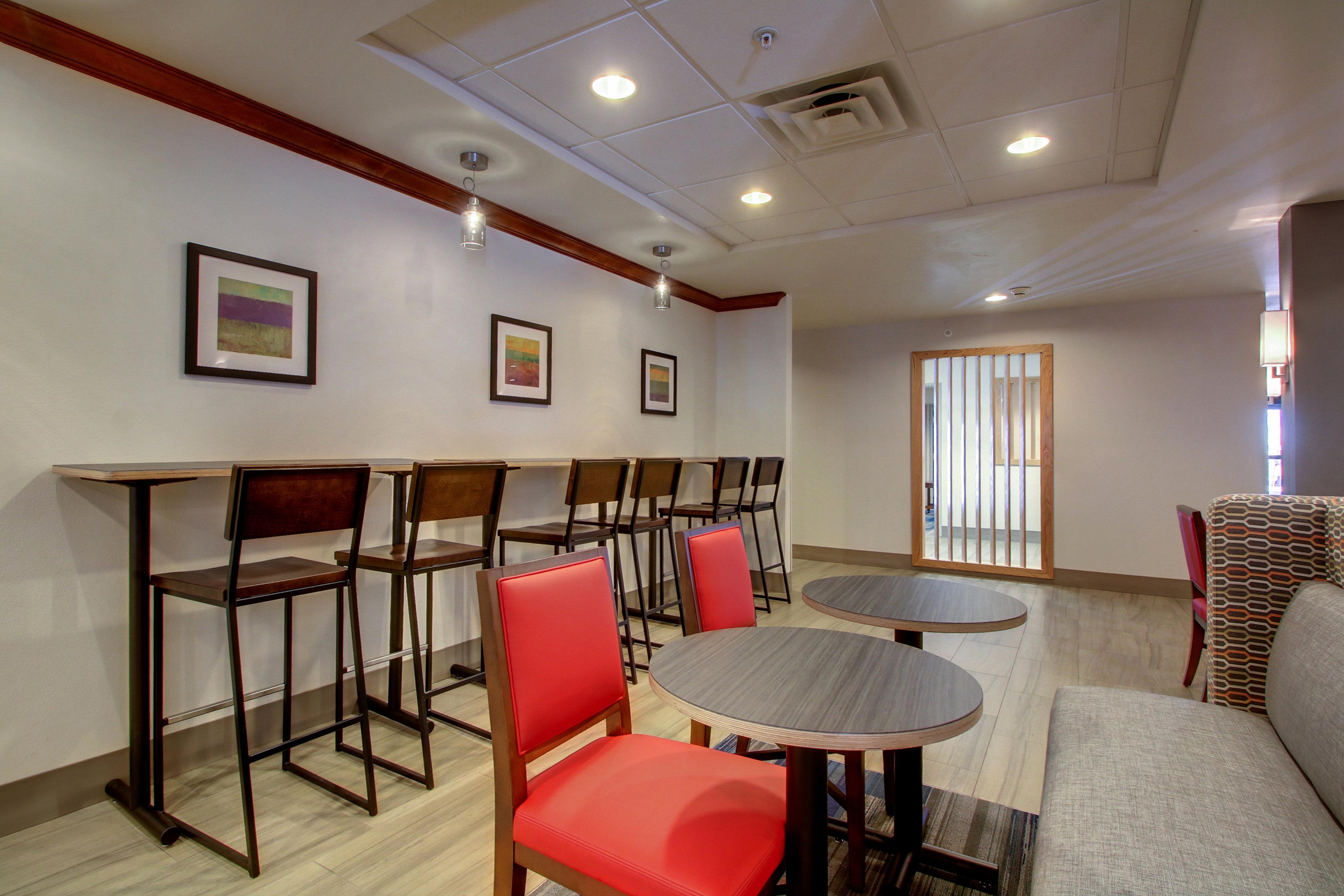 Holiday Inn Express Milwaukee N- Brown Deer/Mequon Exterior photo