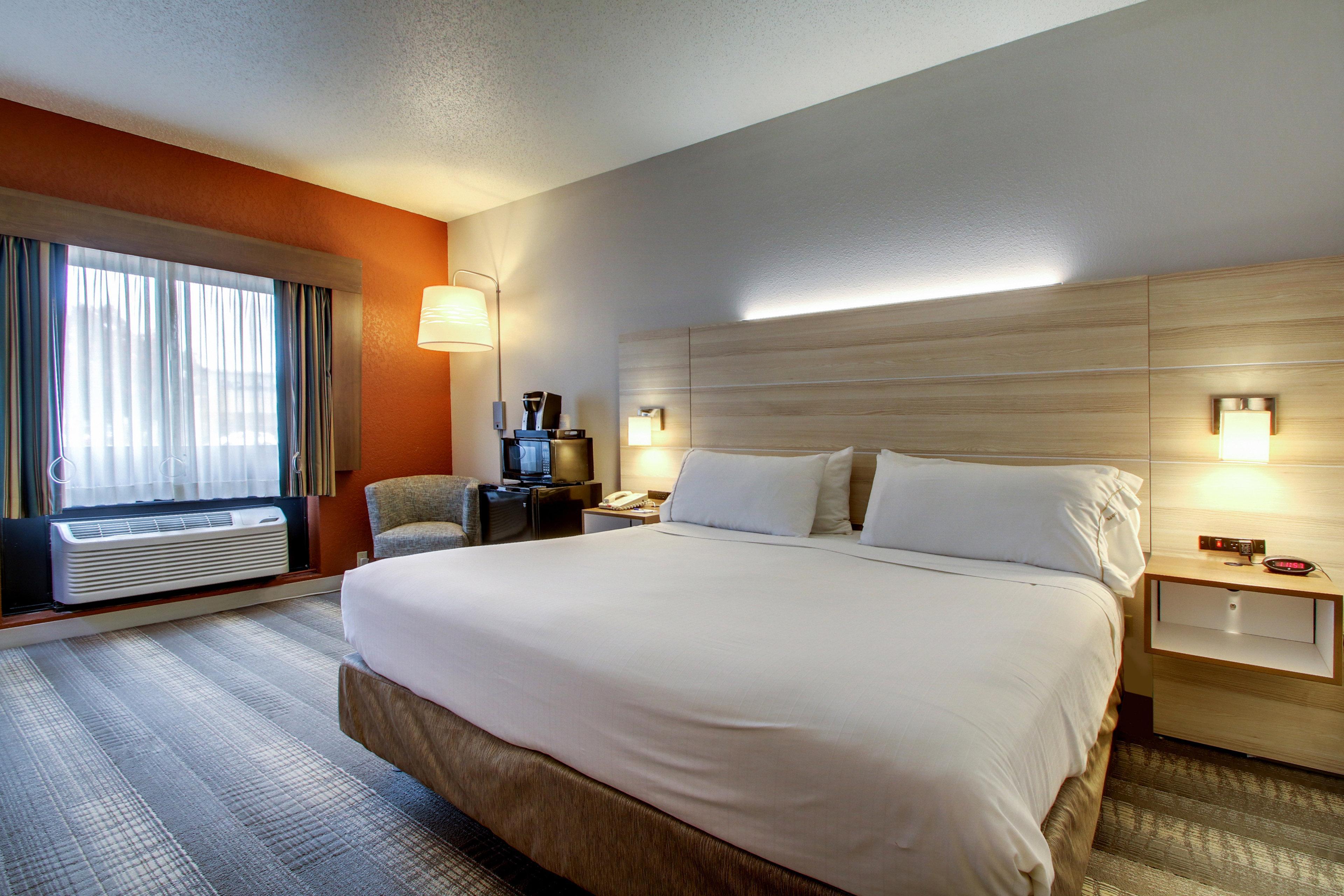 Holiday Inn Express Milwaukee N- Brown Deer/Mequon Exterior photo
